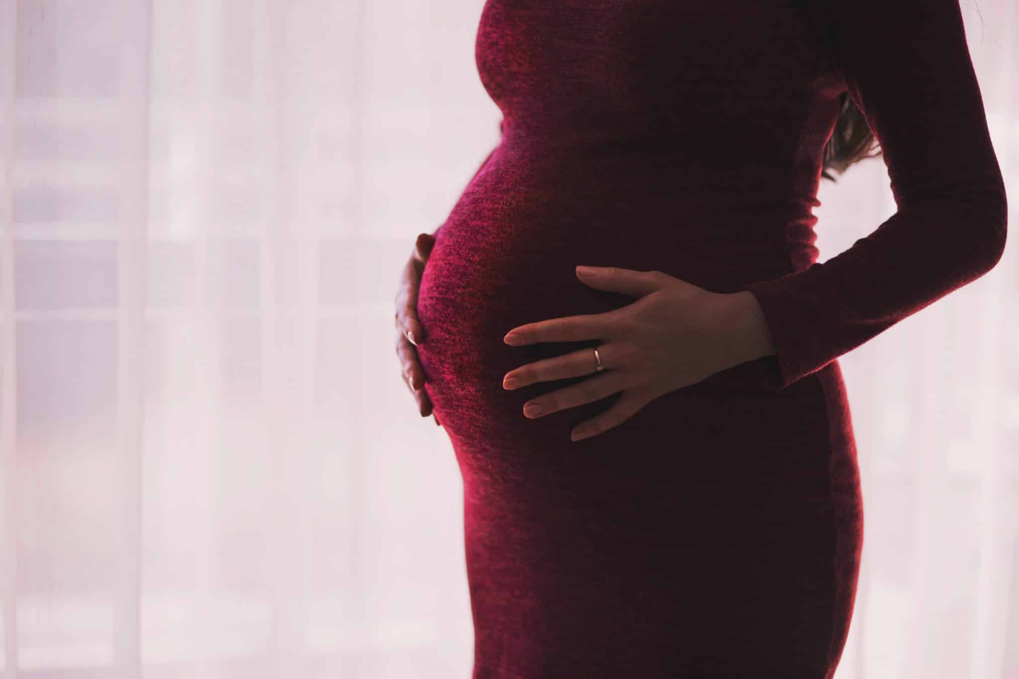 freestocks-AOod3VqkEfQ-unsplash Drugs and Alcohol in Pregnancy