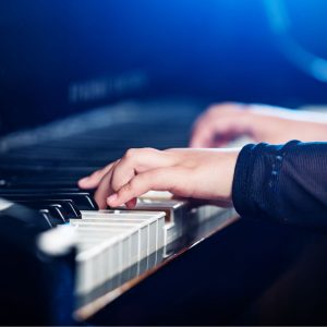 Elton John Story - Piano Player