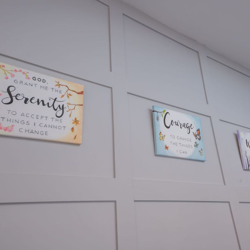 Pros of Private Addiction Rehab